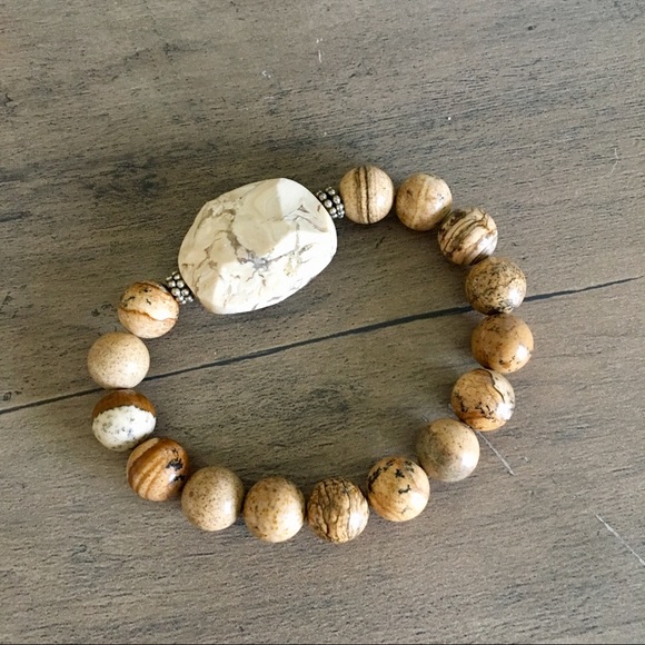 🖐🏻 {Handmade} Jasper Stretch Bracelet - Picture 3 of 3